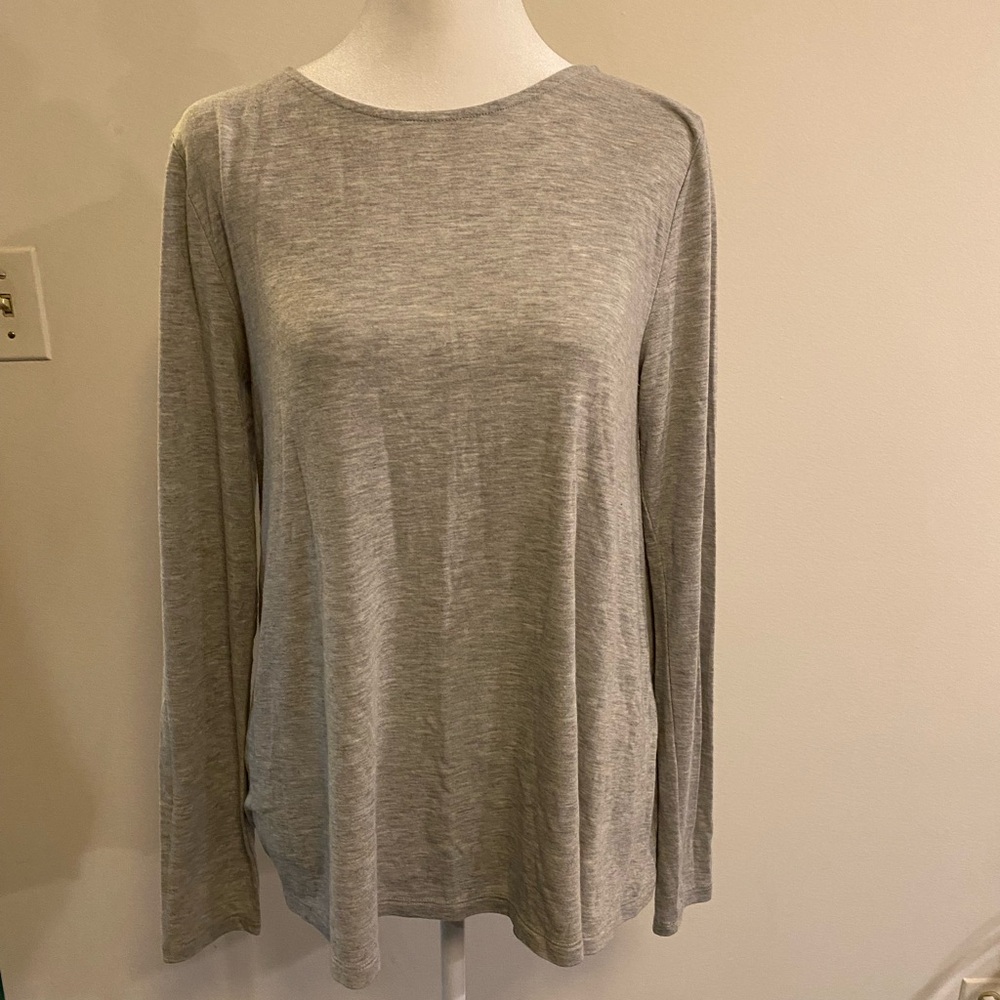 Athleta Heather Gray Long Sleeve Women's Oversized Top size Medium